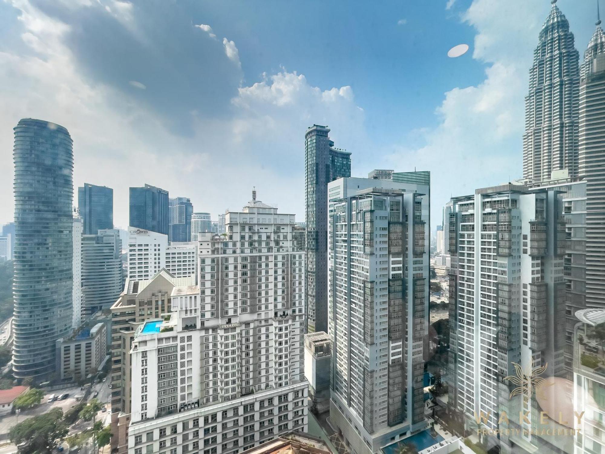 Soho Suites Klcc By Wakely Kuala Lumpur Exterior photo